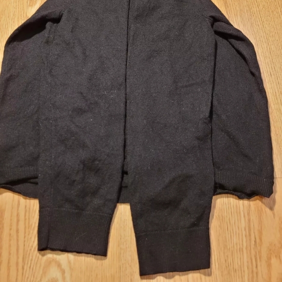 Gap Women's Sweater Size: Large Italian Merino Wool V-Neck - Picture 10 of 12